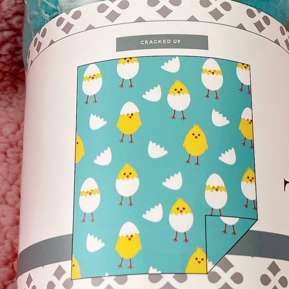 New soft InFInity Home cracked up Fleece THROW blanket 🎁 blue white birthday